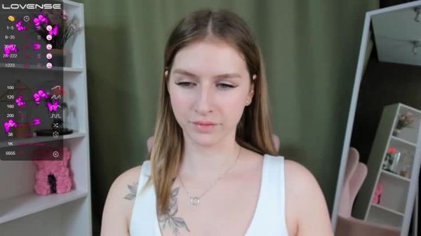 Haley gives JP a foot job but not wanting to cum all over...